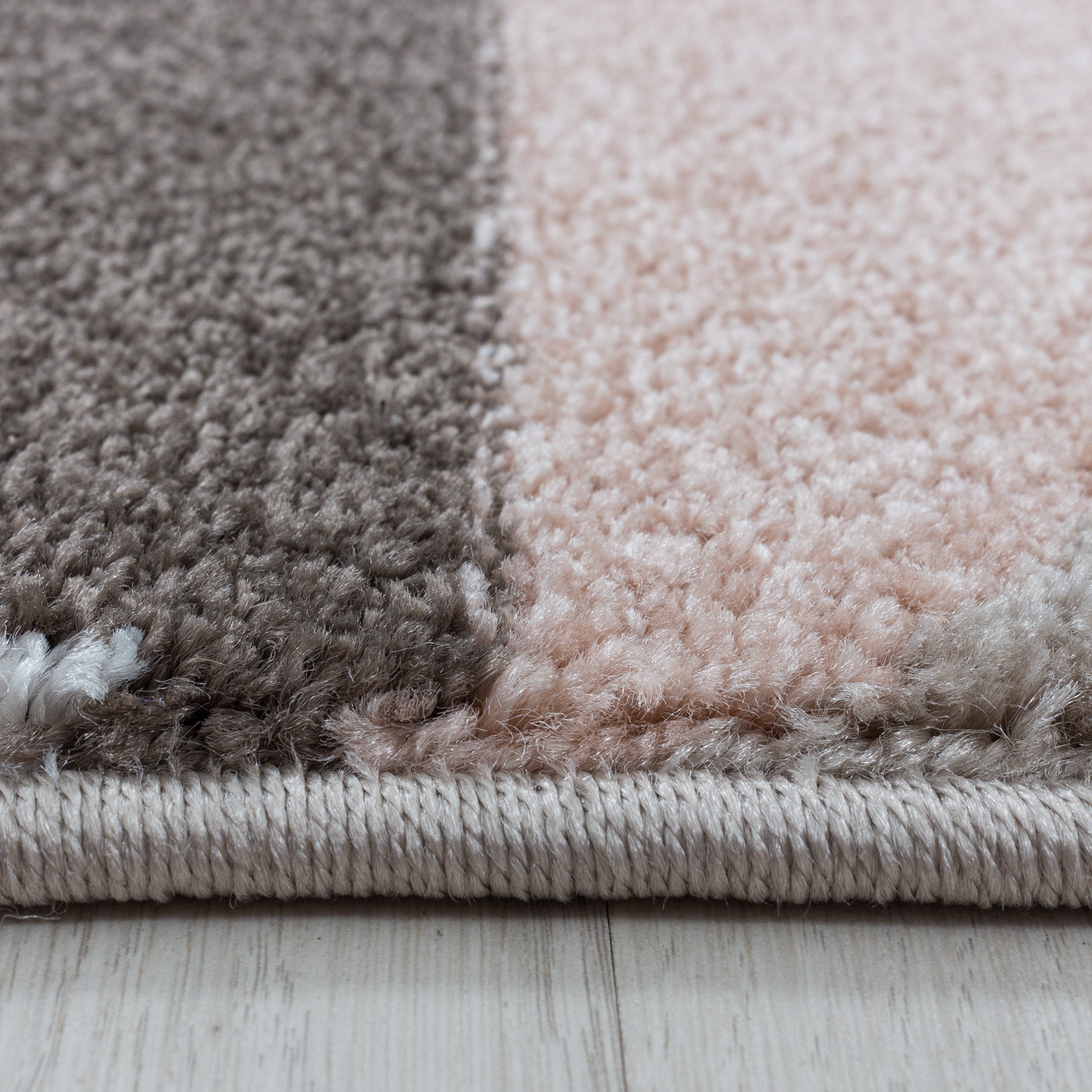 Designer Short Pile Rug Ombre Design Easy Care Modern Rug Living Room