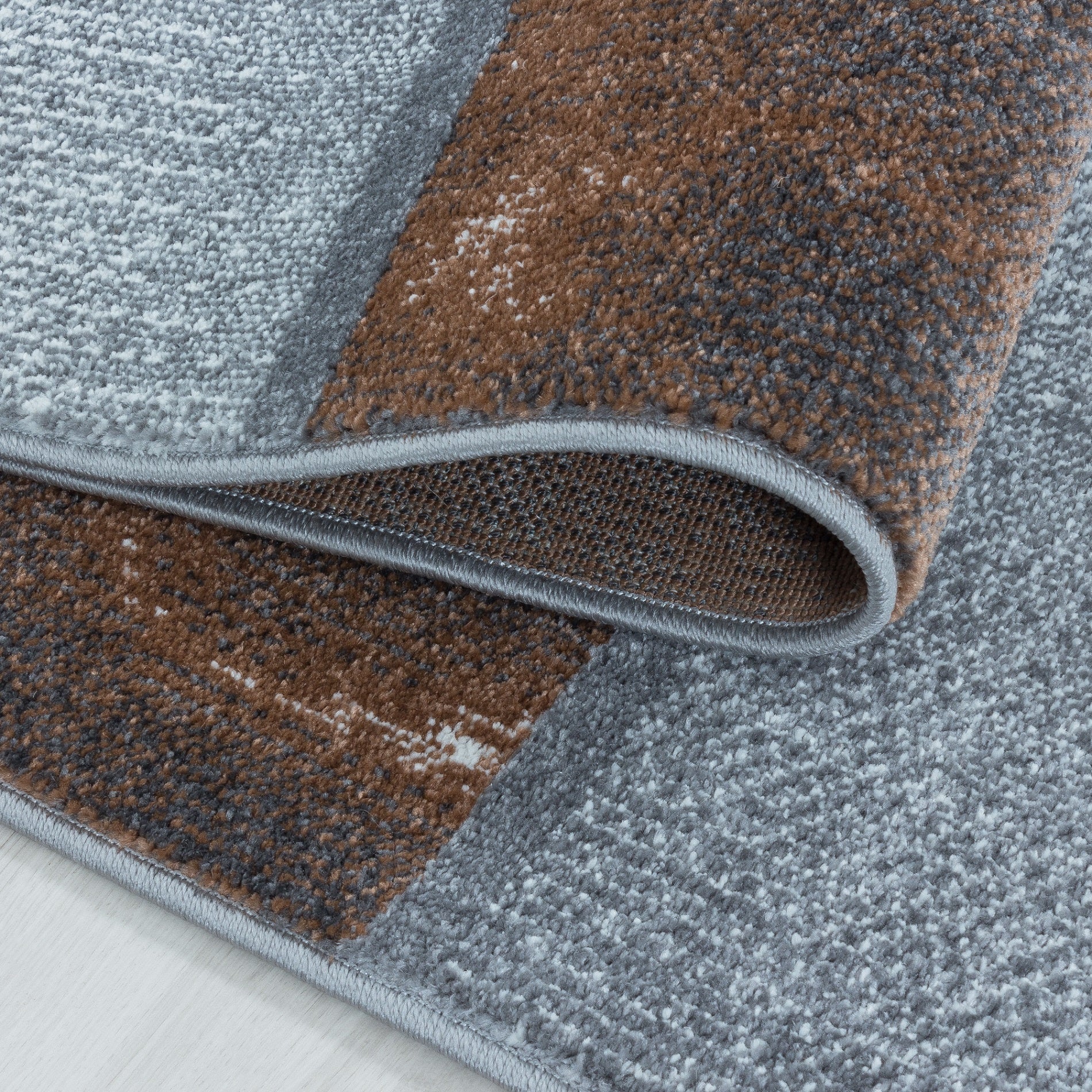Tapis de salon design moderne, doux, à poils courts, design à carreaux, robuste