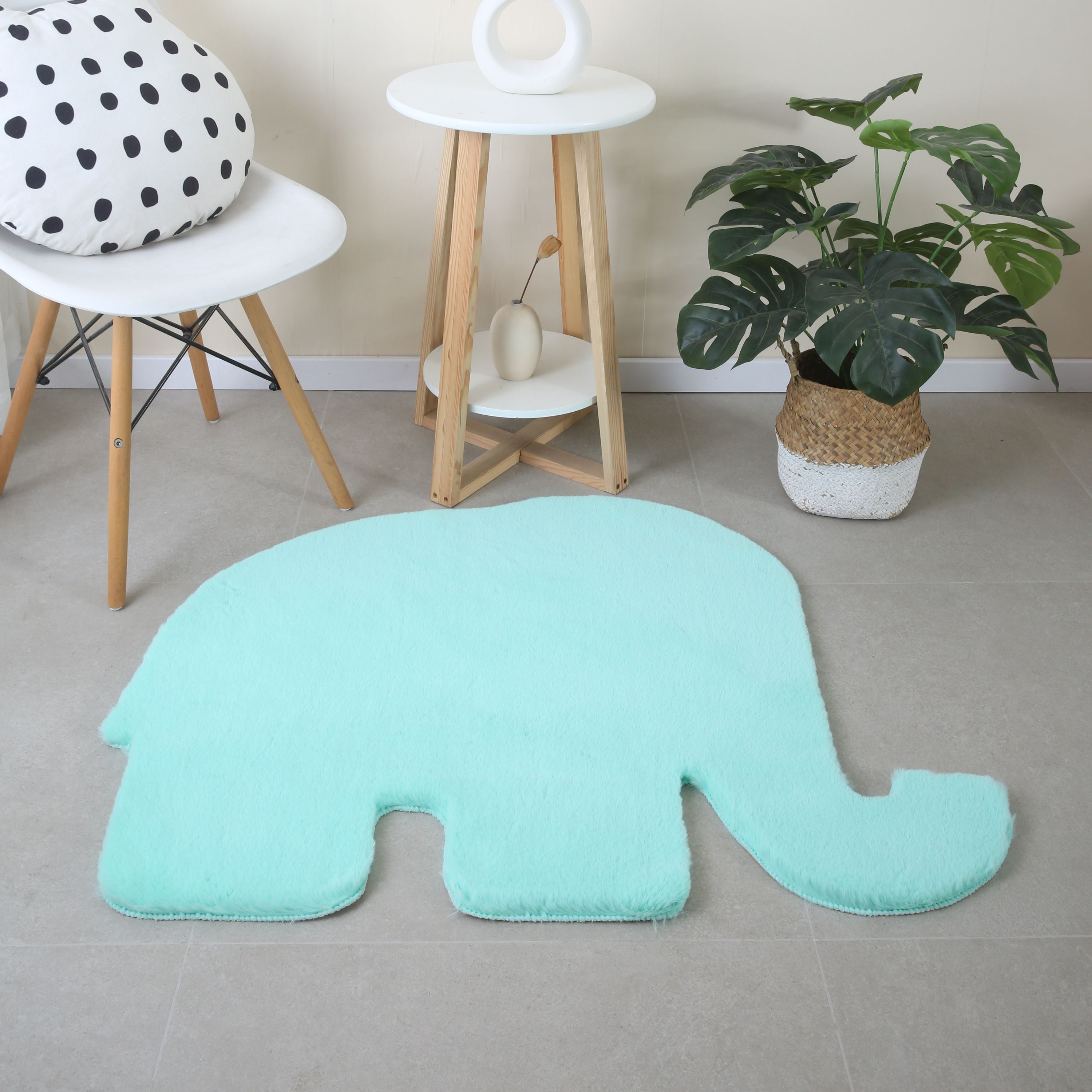 Tapis peluche uni forme éléphant fausse fourrure chambre enfant aspect super fourrure