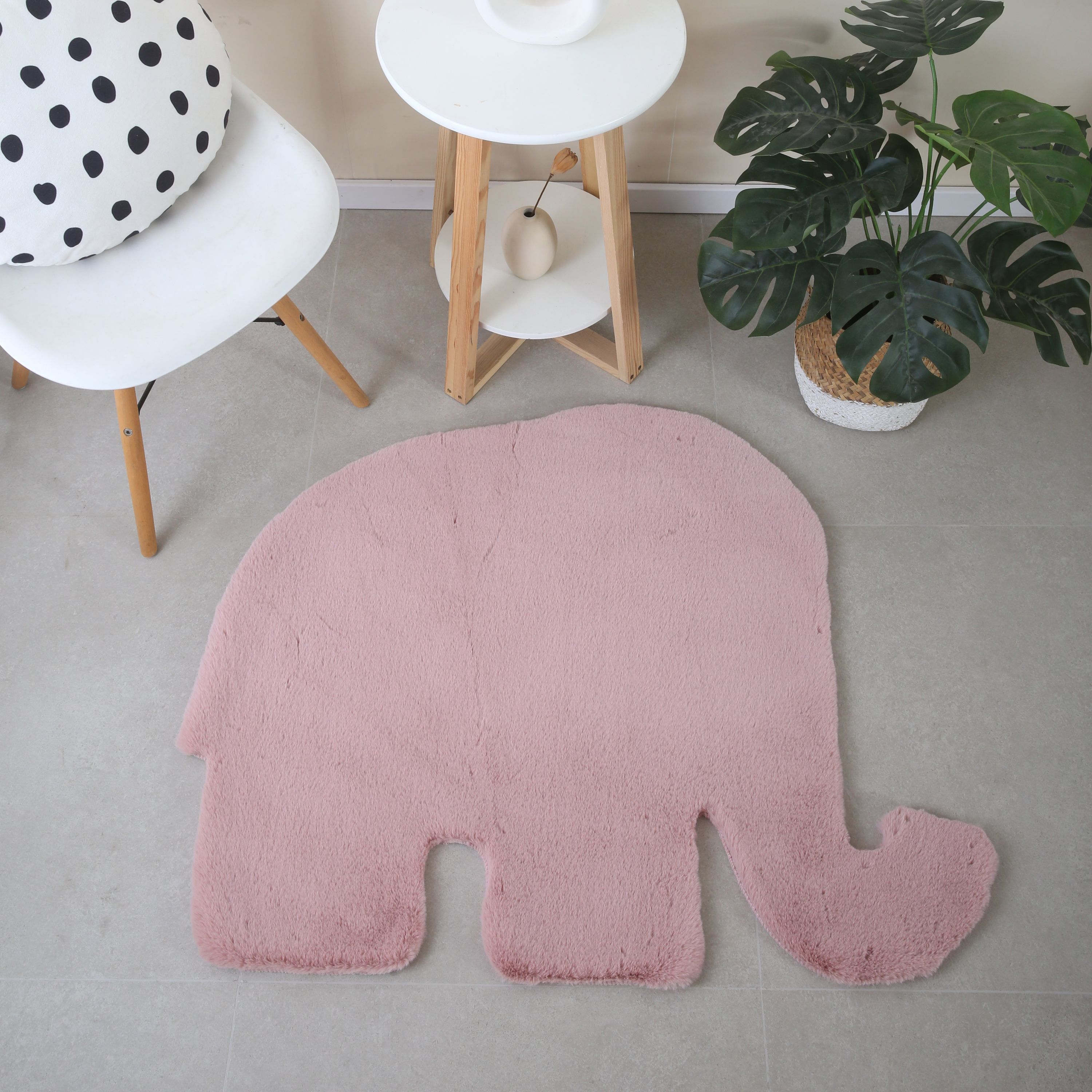 Tapis peluche uni forme éléphant fausse fourrure chambre enfant aspect super fourrure