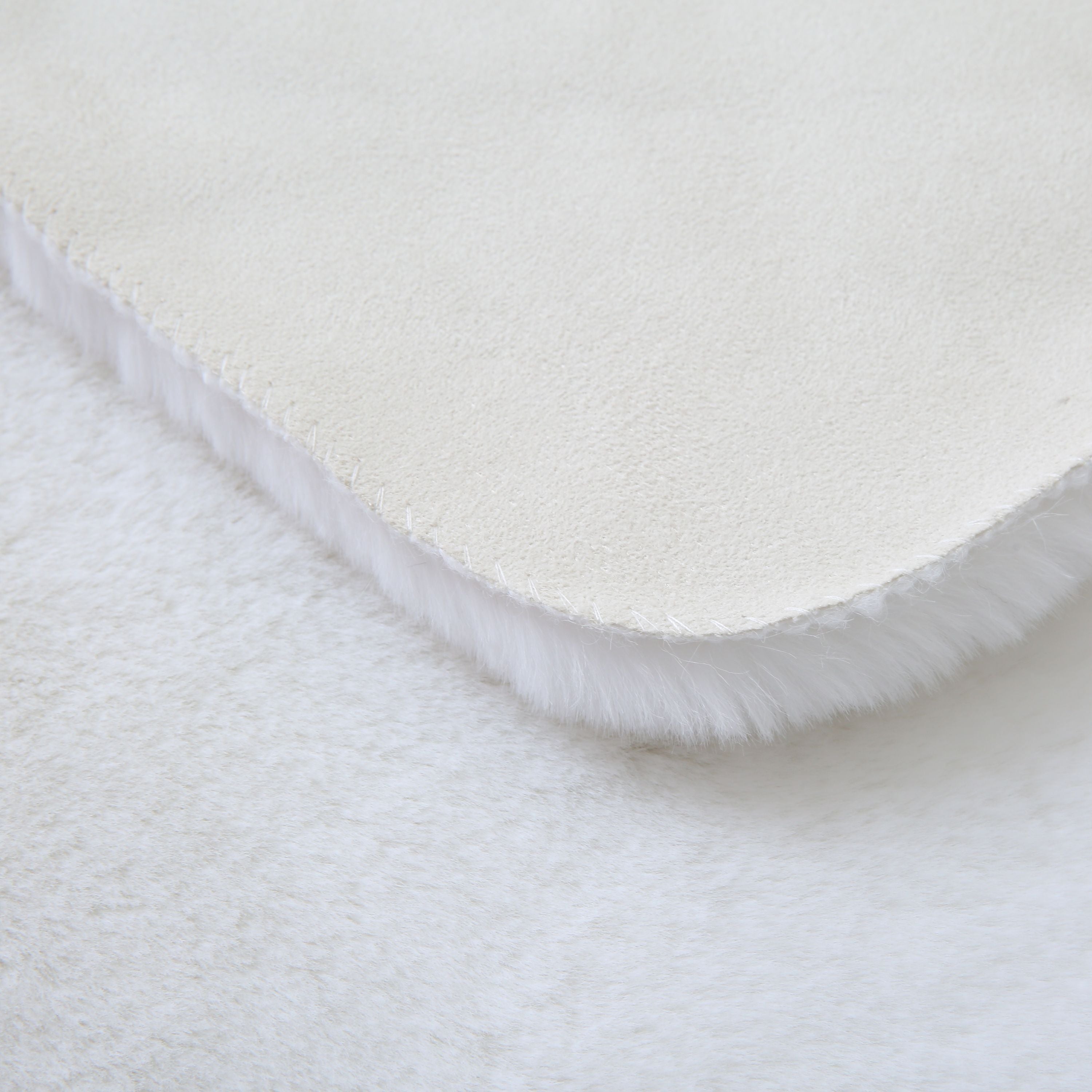 Tapis peluche uni forme éléphant fausse fourrure chambre enfant aspect super fourrure