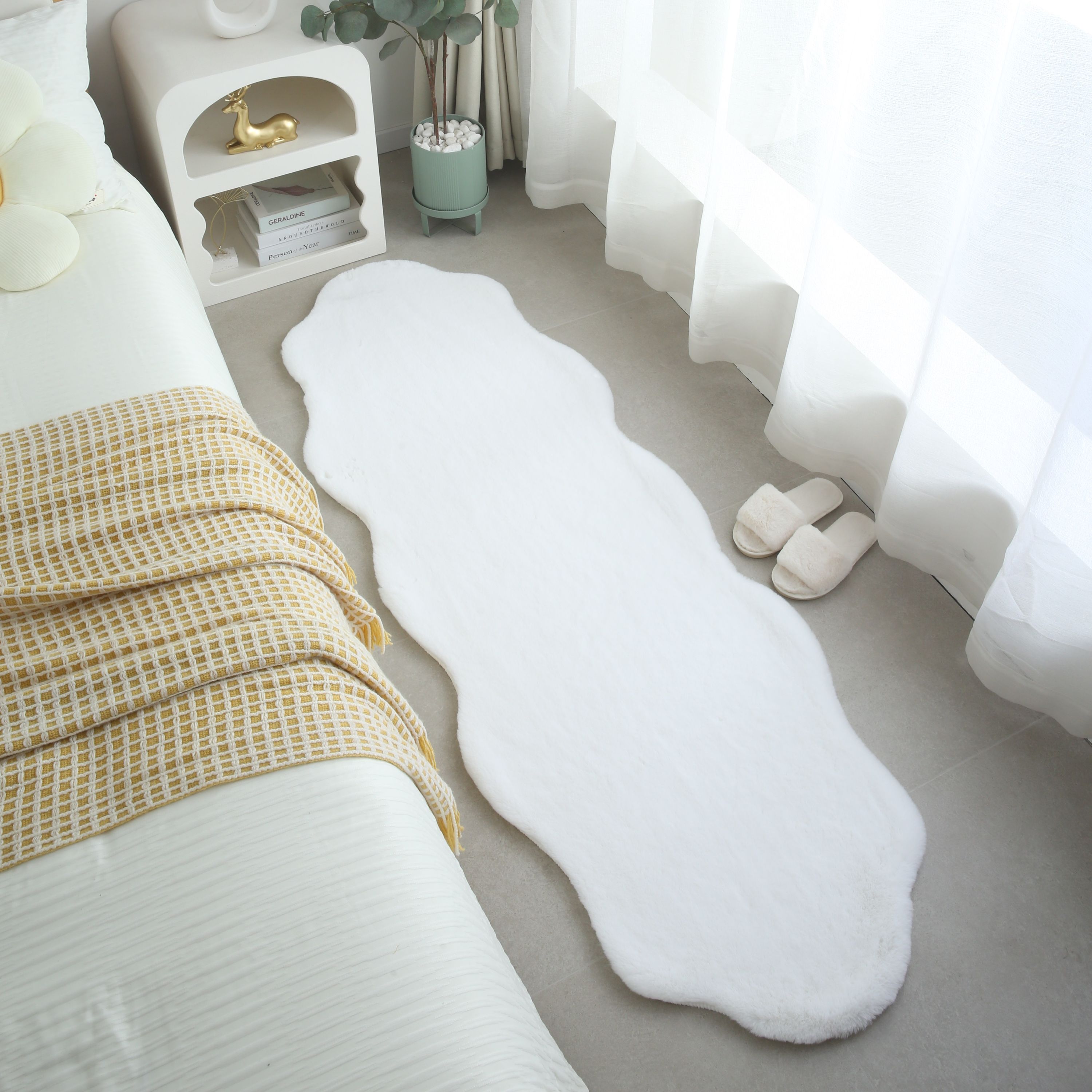 Rug plush plain sheepskin shape faux fur rug bedroom fur look