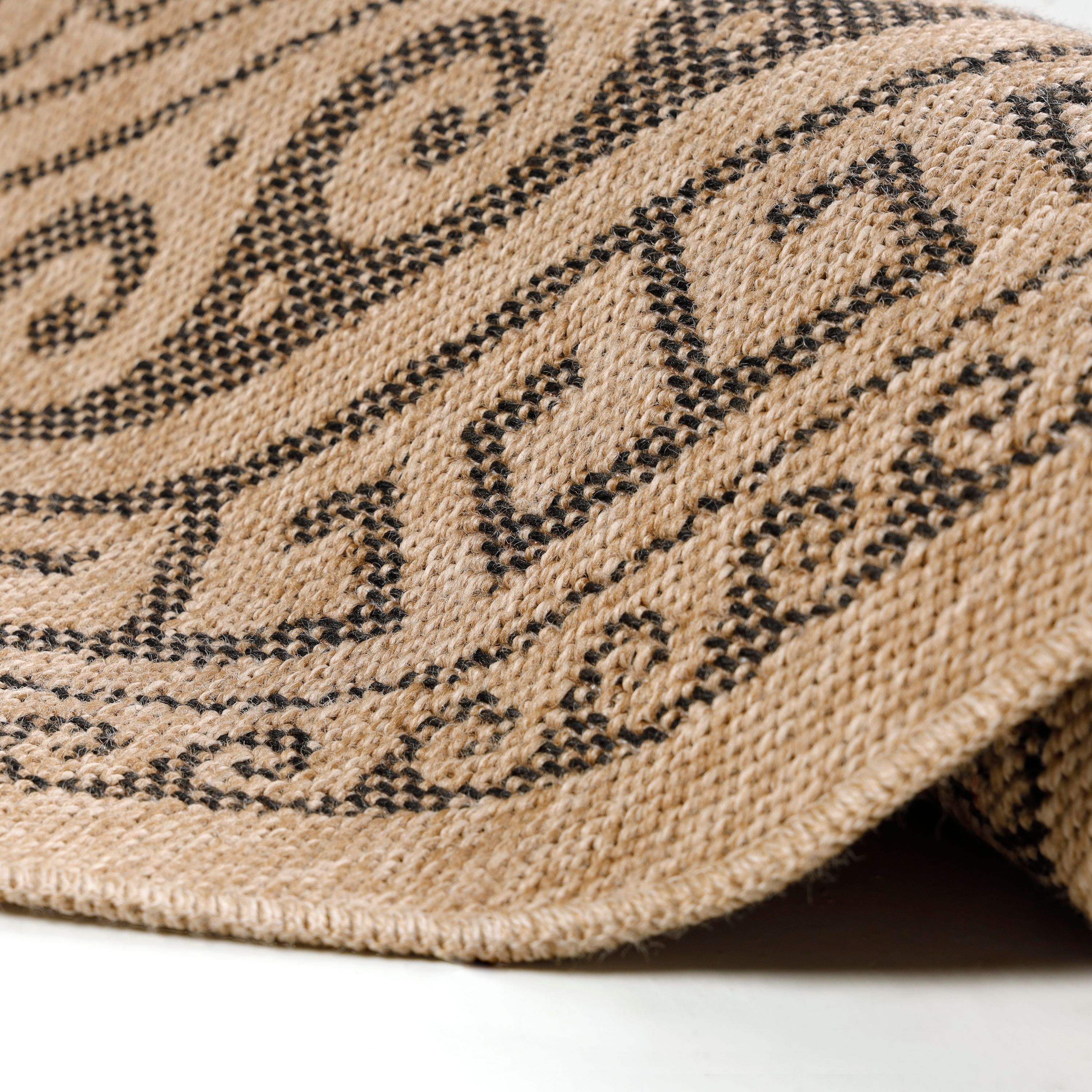Round outdoor rug vintage design weatherproof patio kitchen balcony