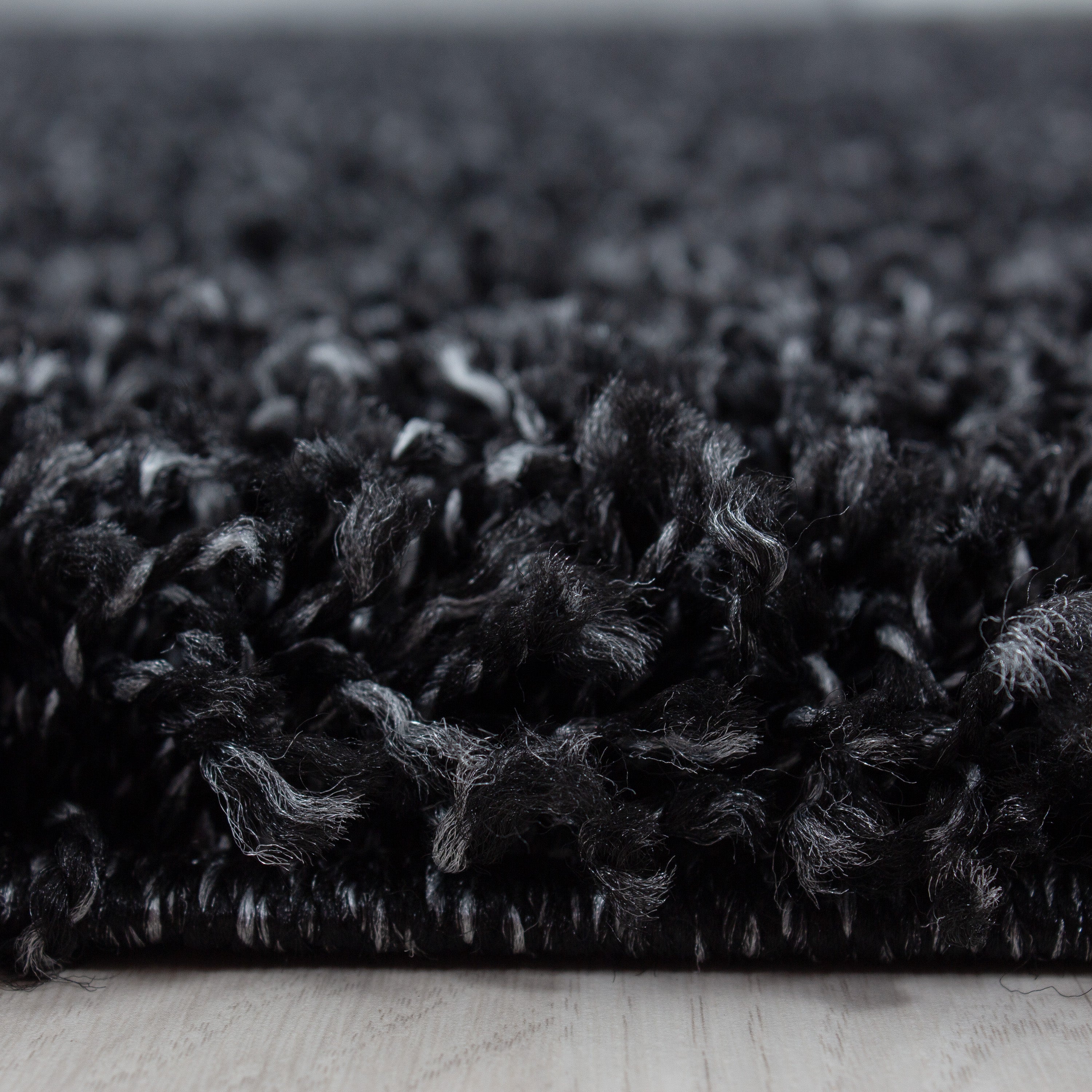 Deep pile rug for living room, long pile shaggy rug, plain design, fluffy