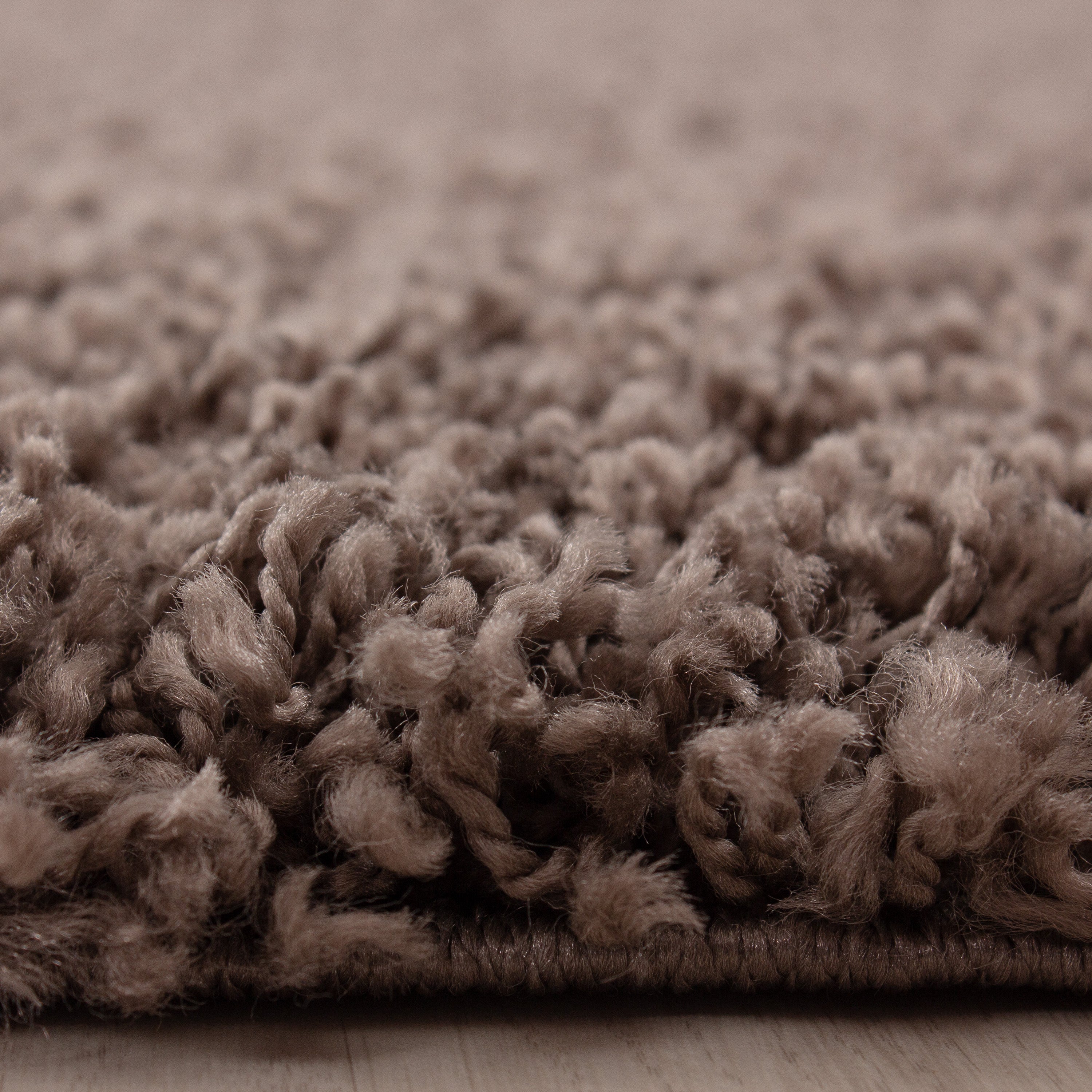 Deep pile rug for living room, long pile shaggy rug, plain design, fluffy