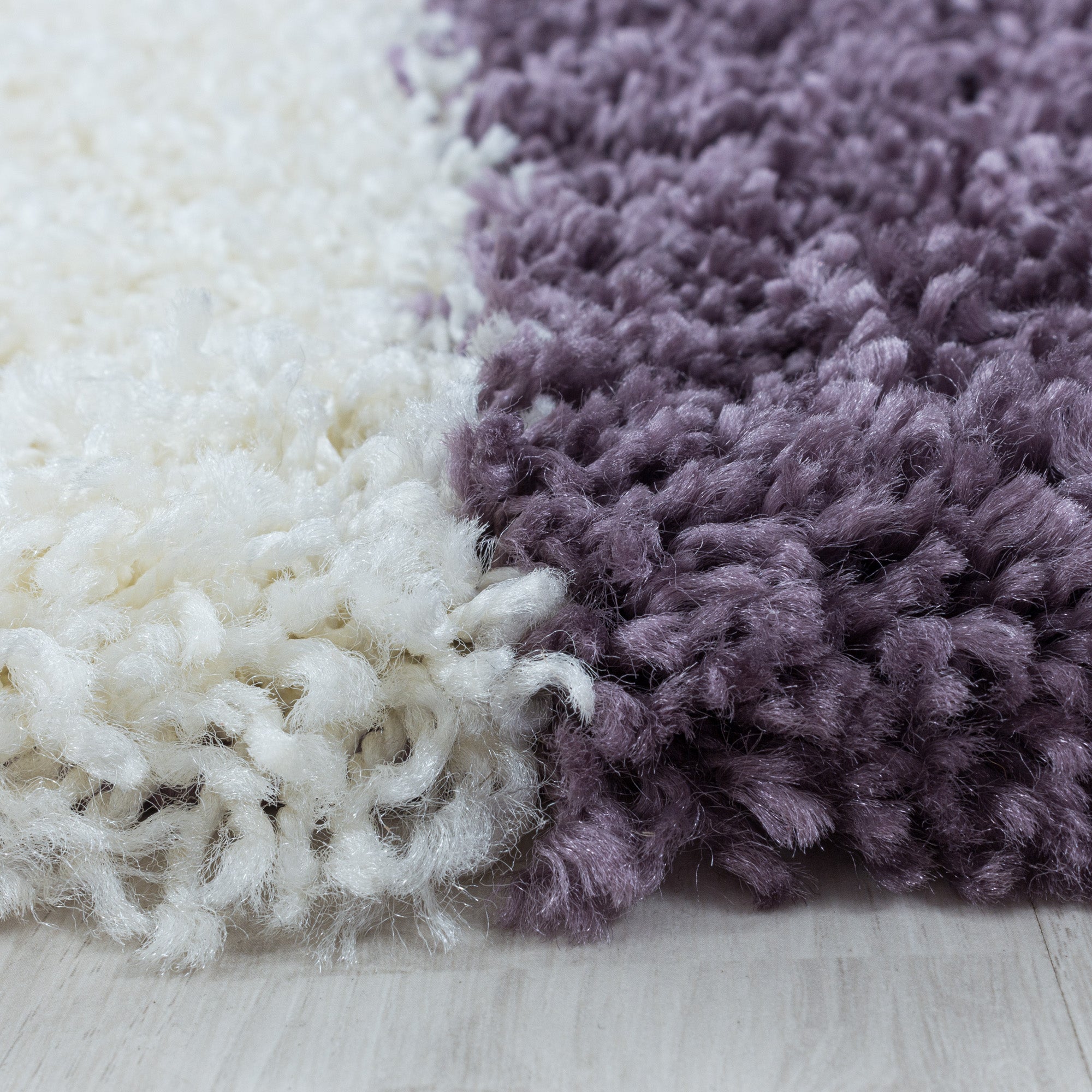 Deep pile rug, long pile meander design, fluffy shaggy rug for living room