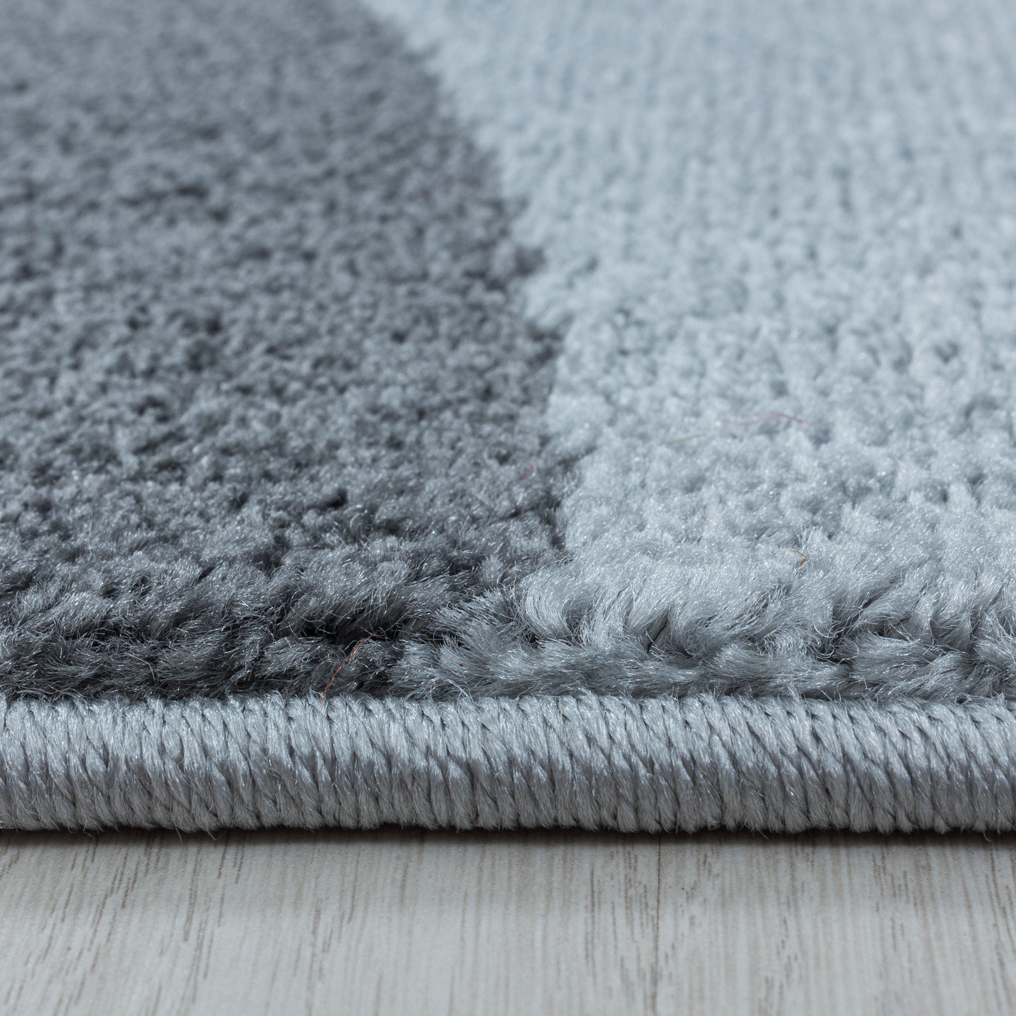 Tapis design à poils courts, design géométrique, facile d'entretien, pour salon