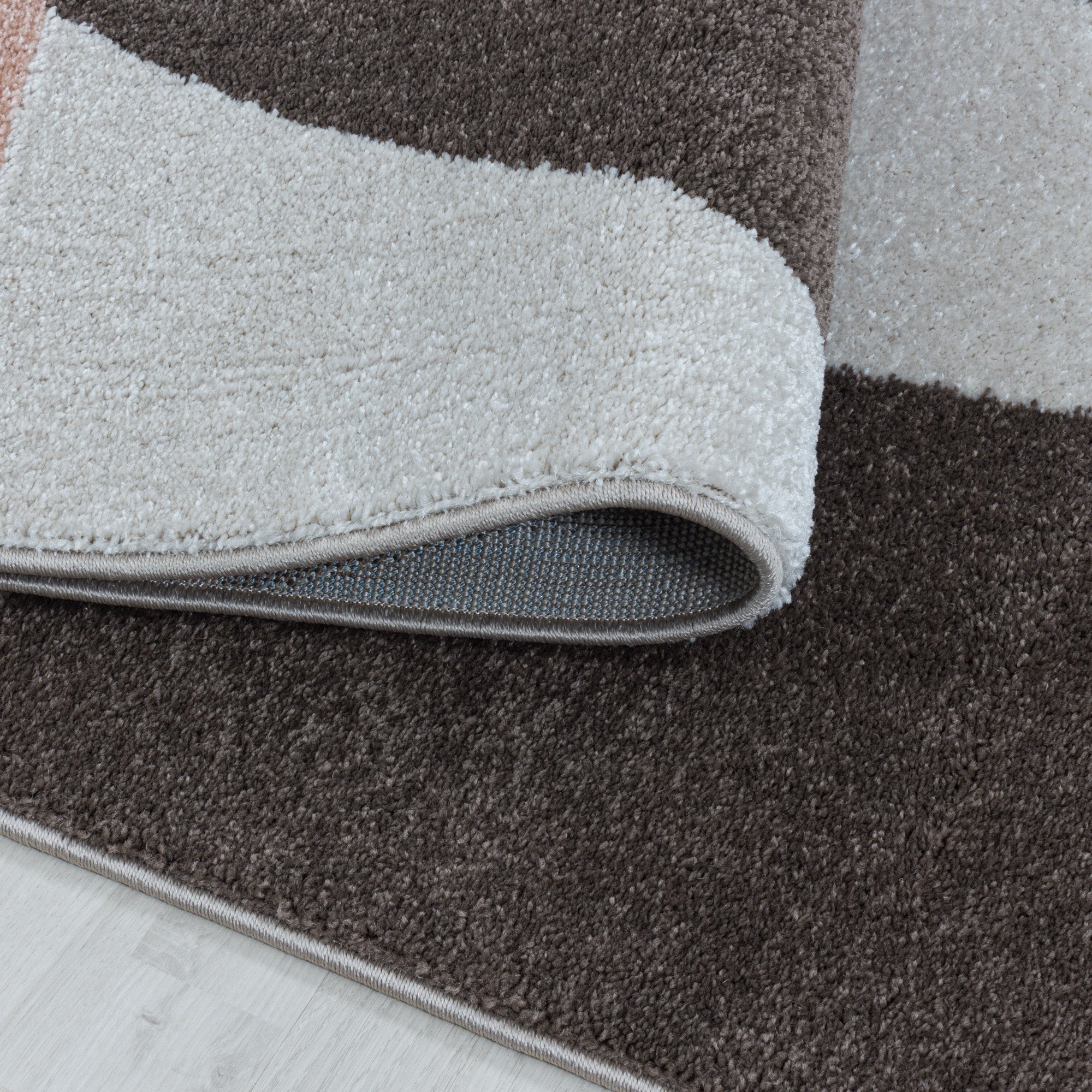 Designer Short Pile Rug Ombre Design Easy Care Modern Rug Living Room