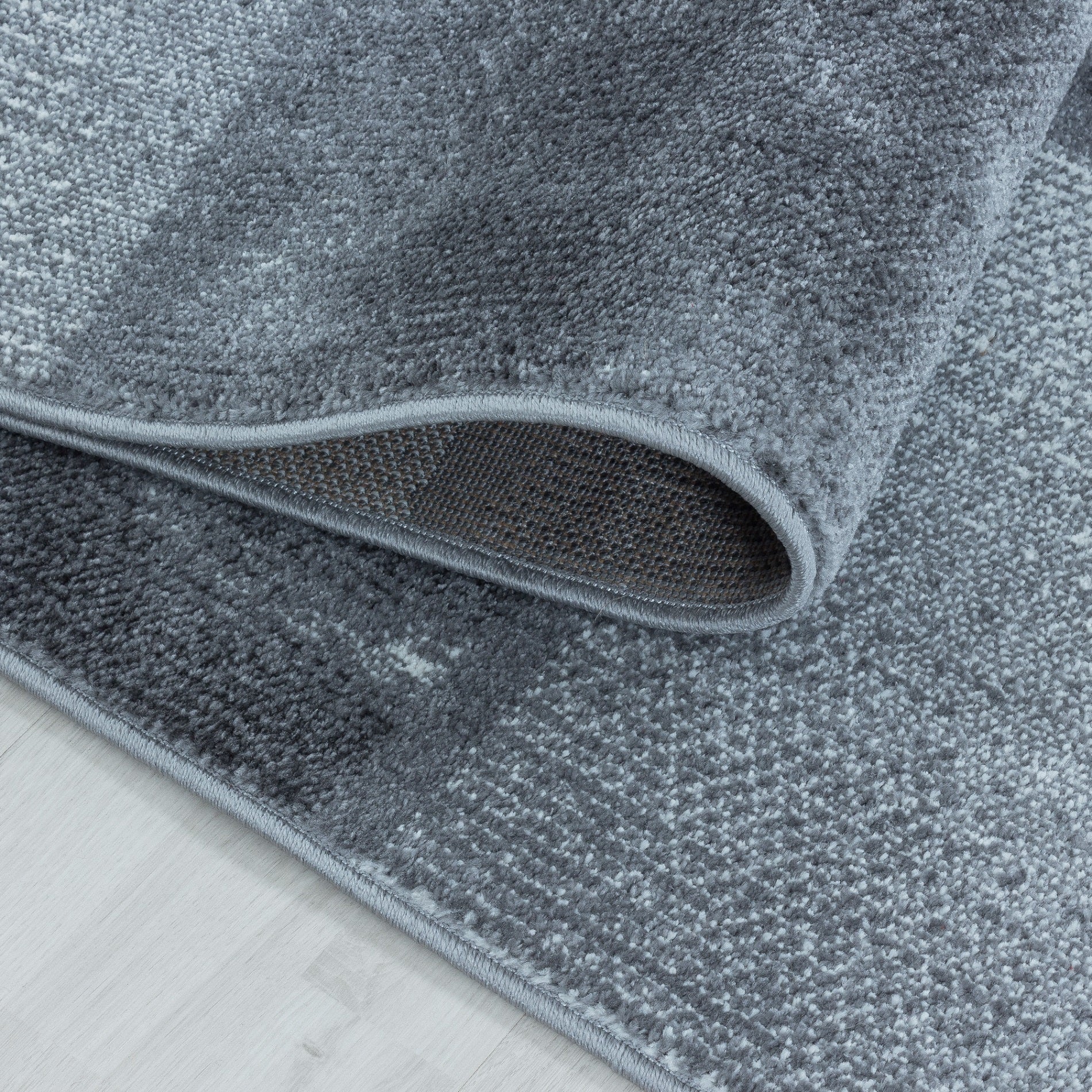 Tapis de salon design moderne, doux, à poils courts, design à carreaux, robuste