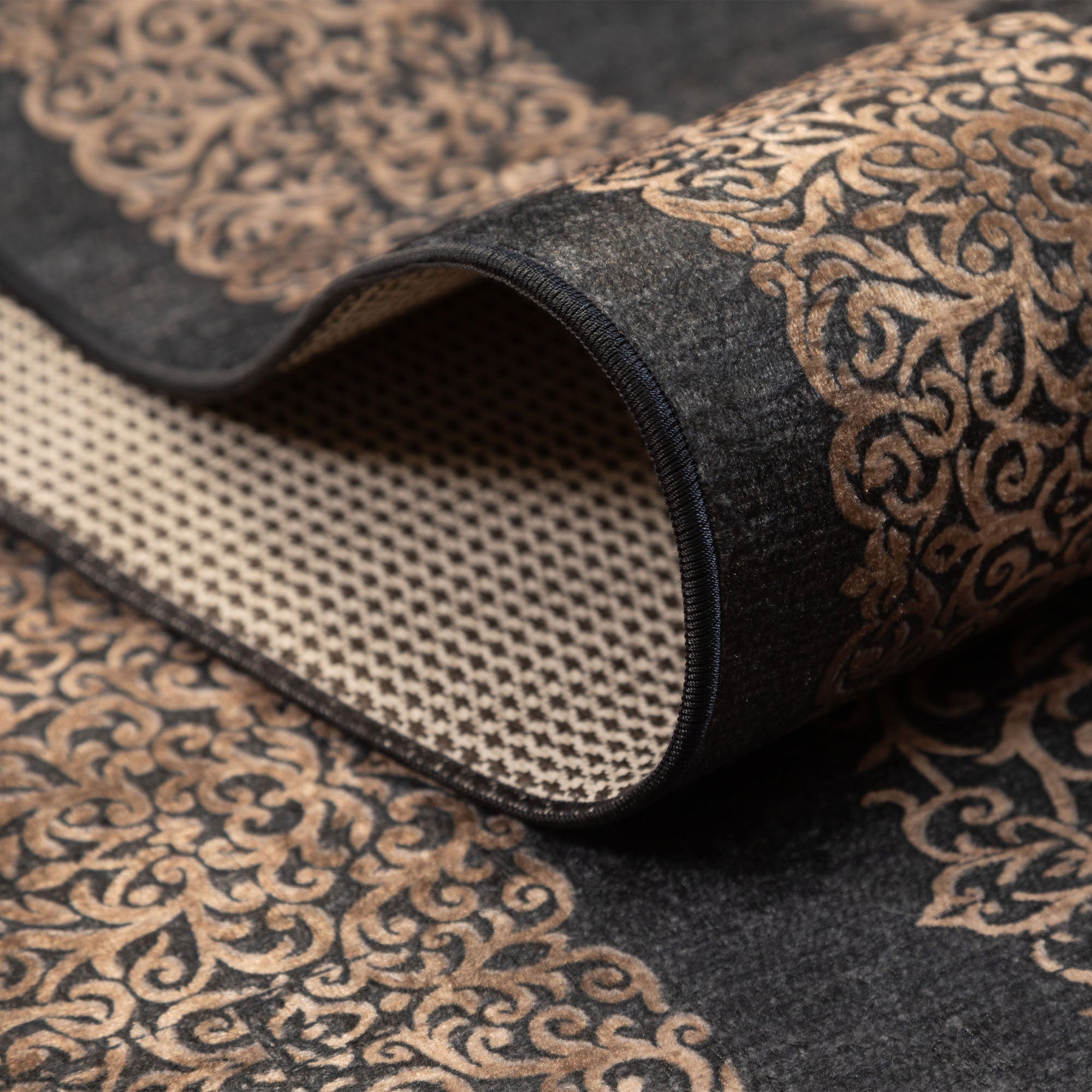 Tapis lavable salon tissage plat robuste design baroque antidérapant
