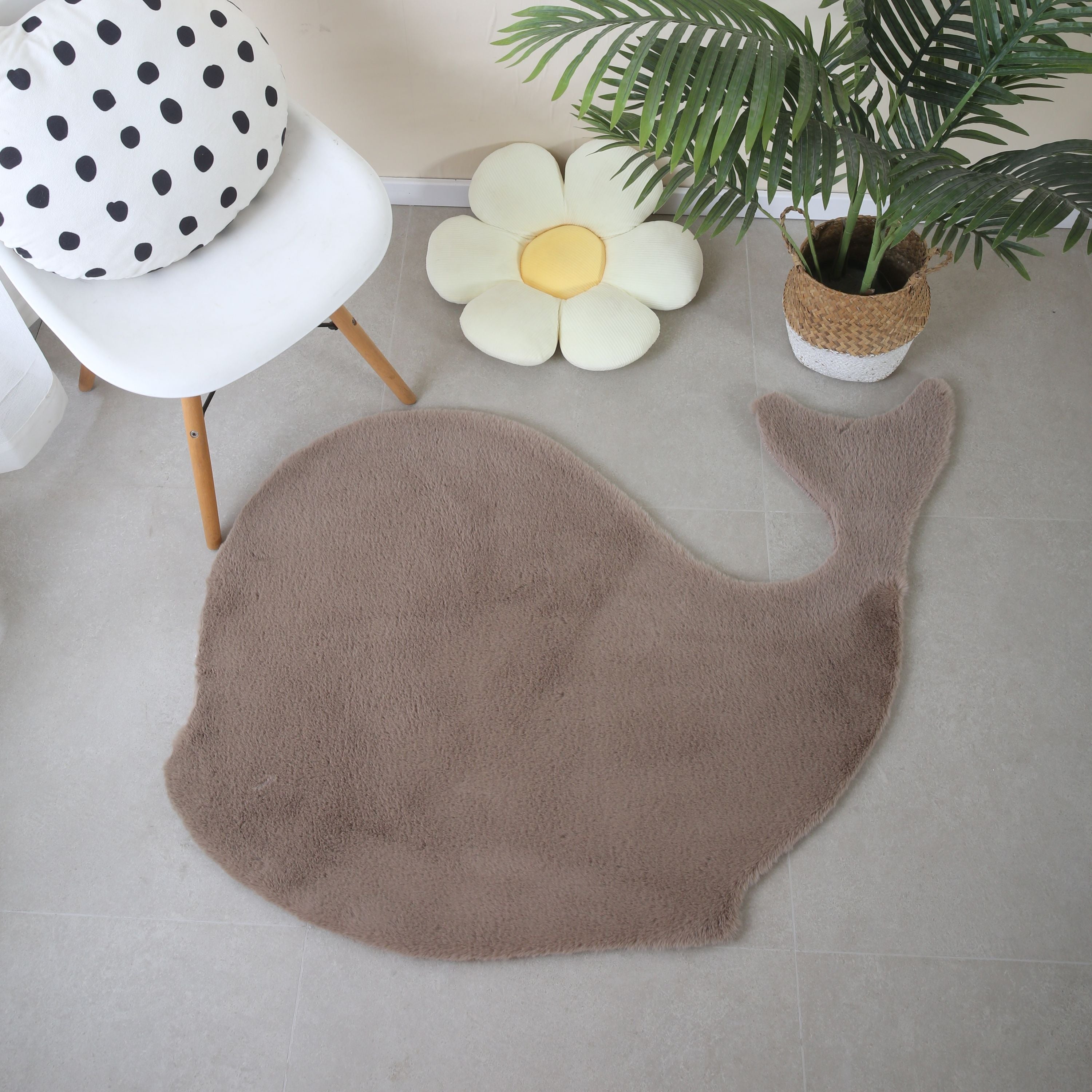 Tapis peluche uni forme baleine fausse fourrure chambre enfant aspect fourrure super doux