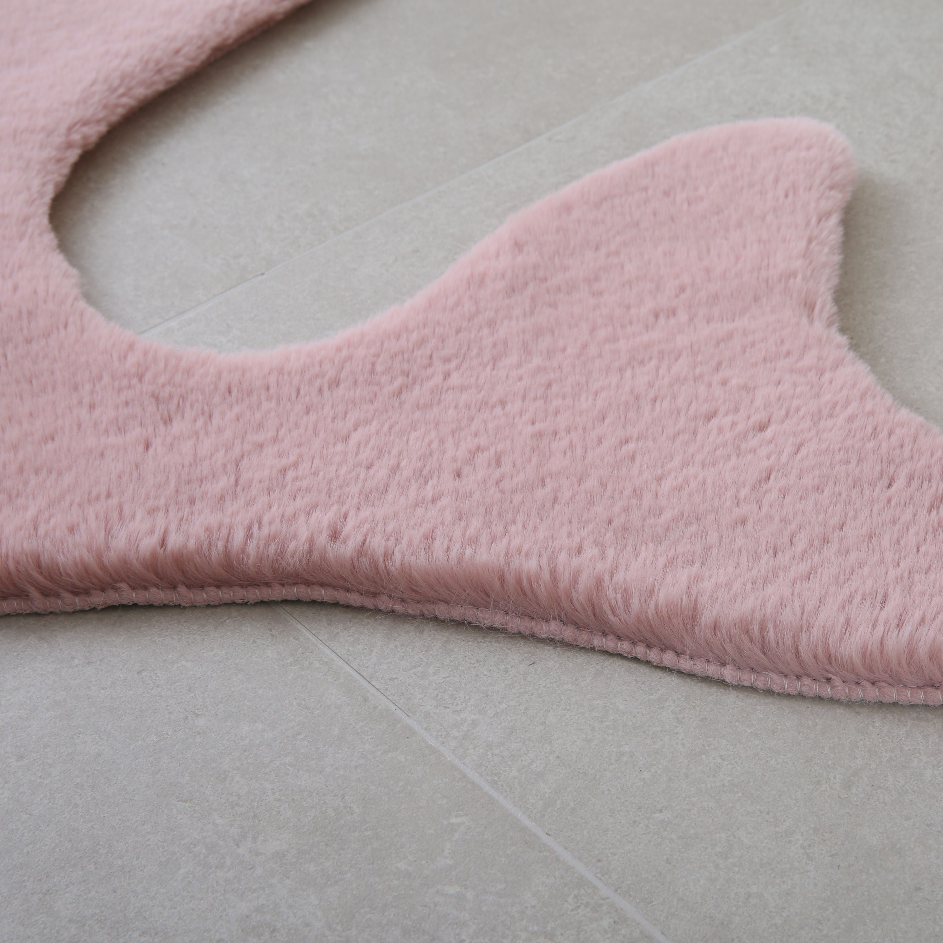 Tapis peluche uni forme baleine fausse fourrure chambre enfant aspect fourrure super doux
