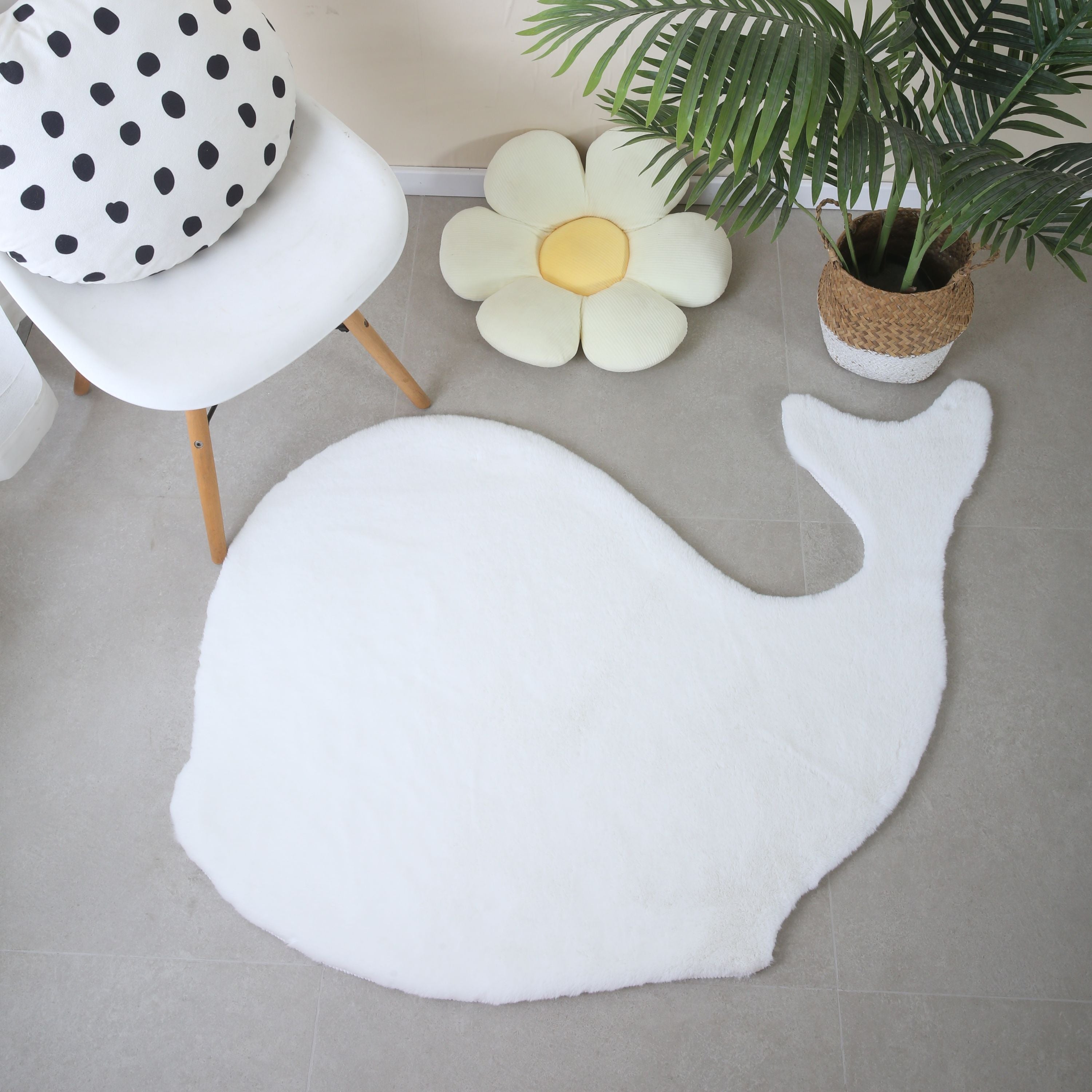 Tapis peluche uni forme baleine fausse fourrure chambre enfant aspect fourrure super doux