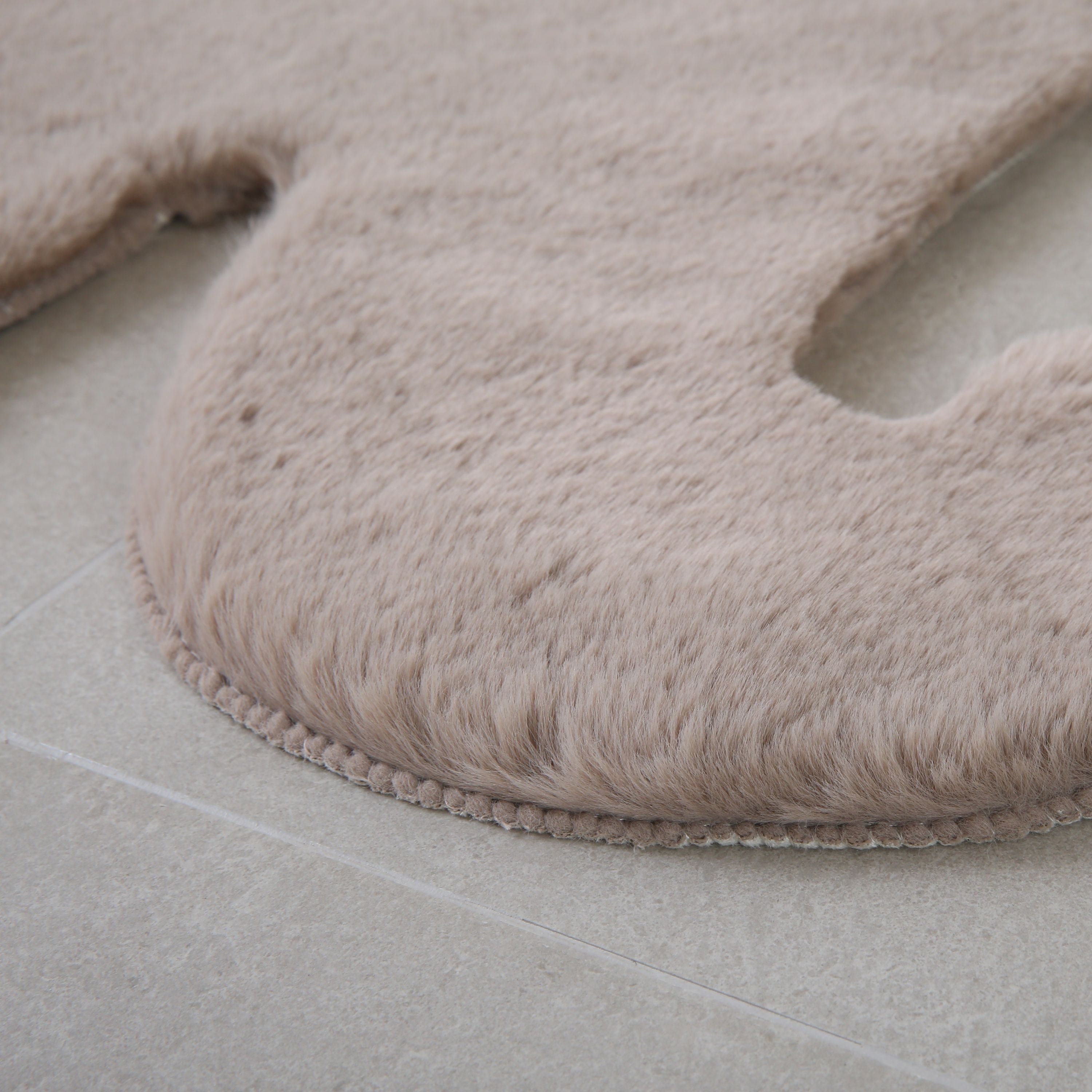 Tapis peluche uni forme éléphant fausse fourrure chambre enfant aspect super fourrure