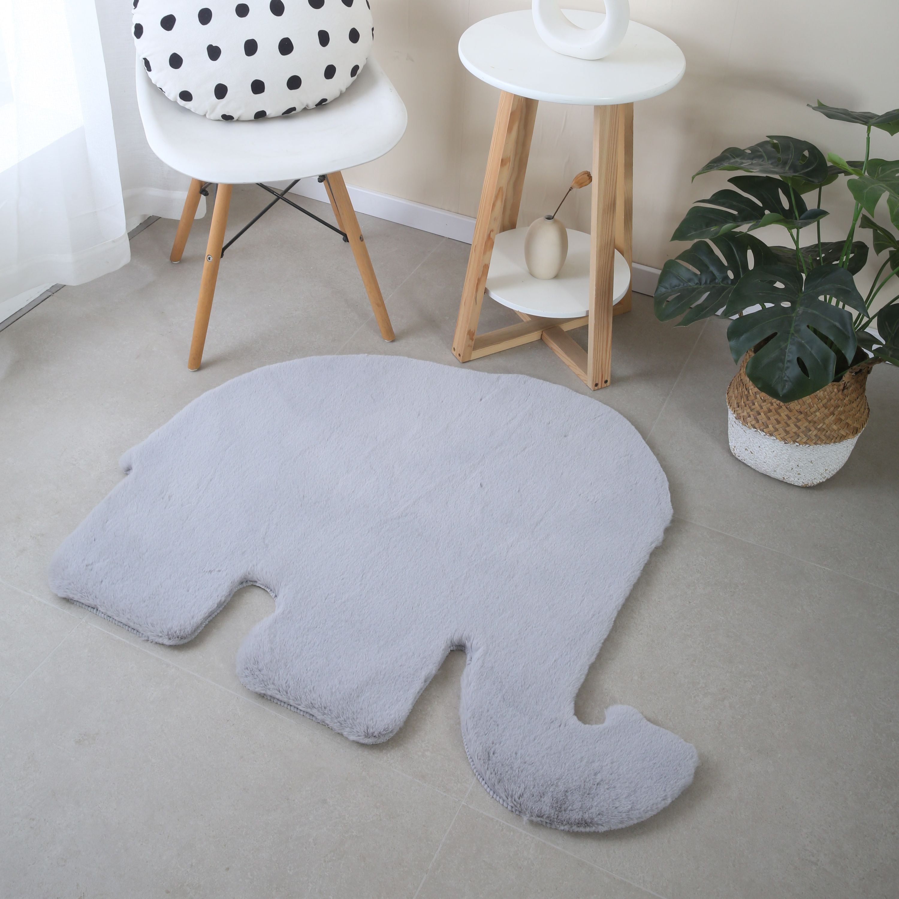 Tapis peluche uni forme éléphant fausse fourrure chambre enfant aspect super fourrure