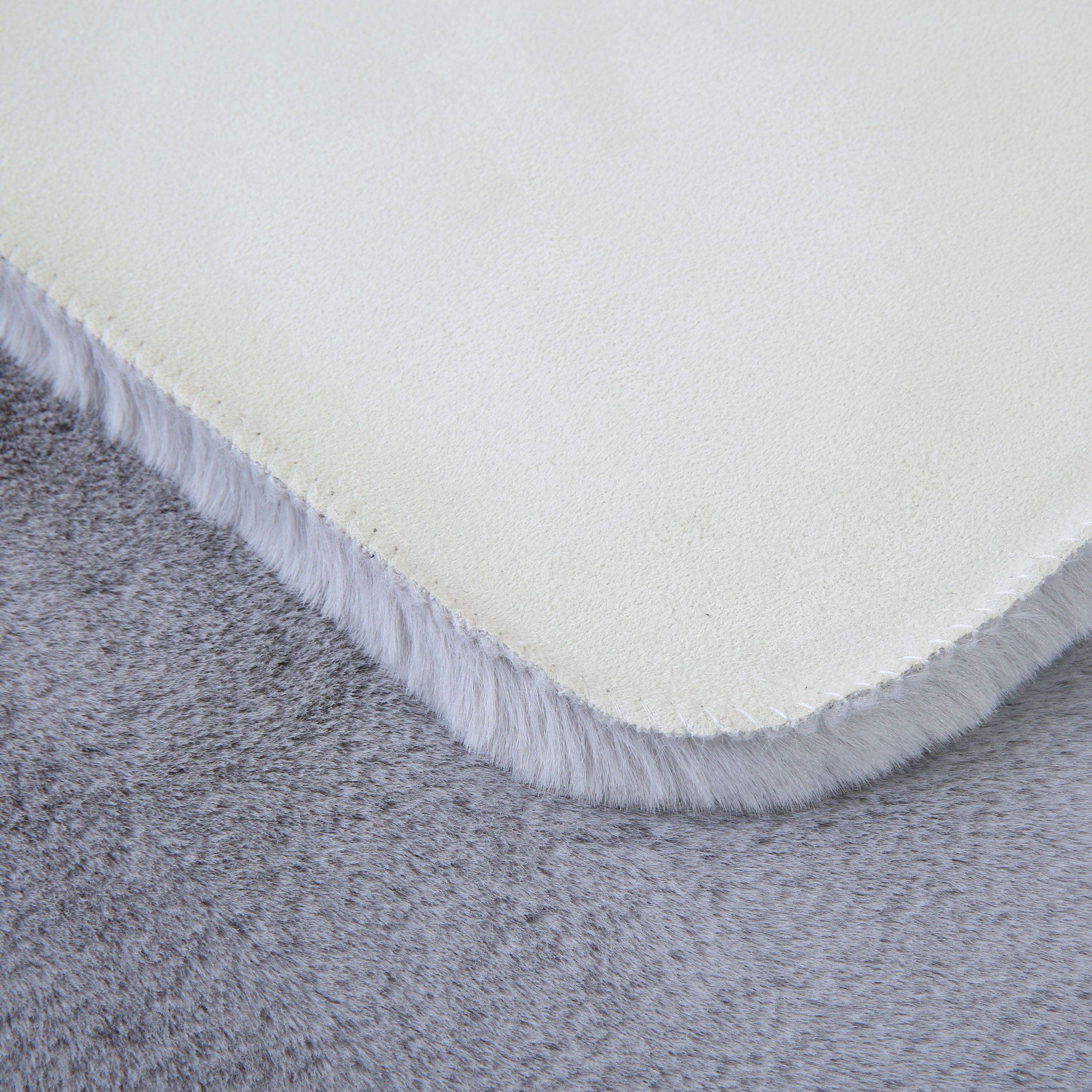Tapis peluche uni forme éléphant fausse fourrure chambre enfant aspect super fourrure