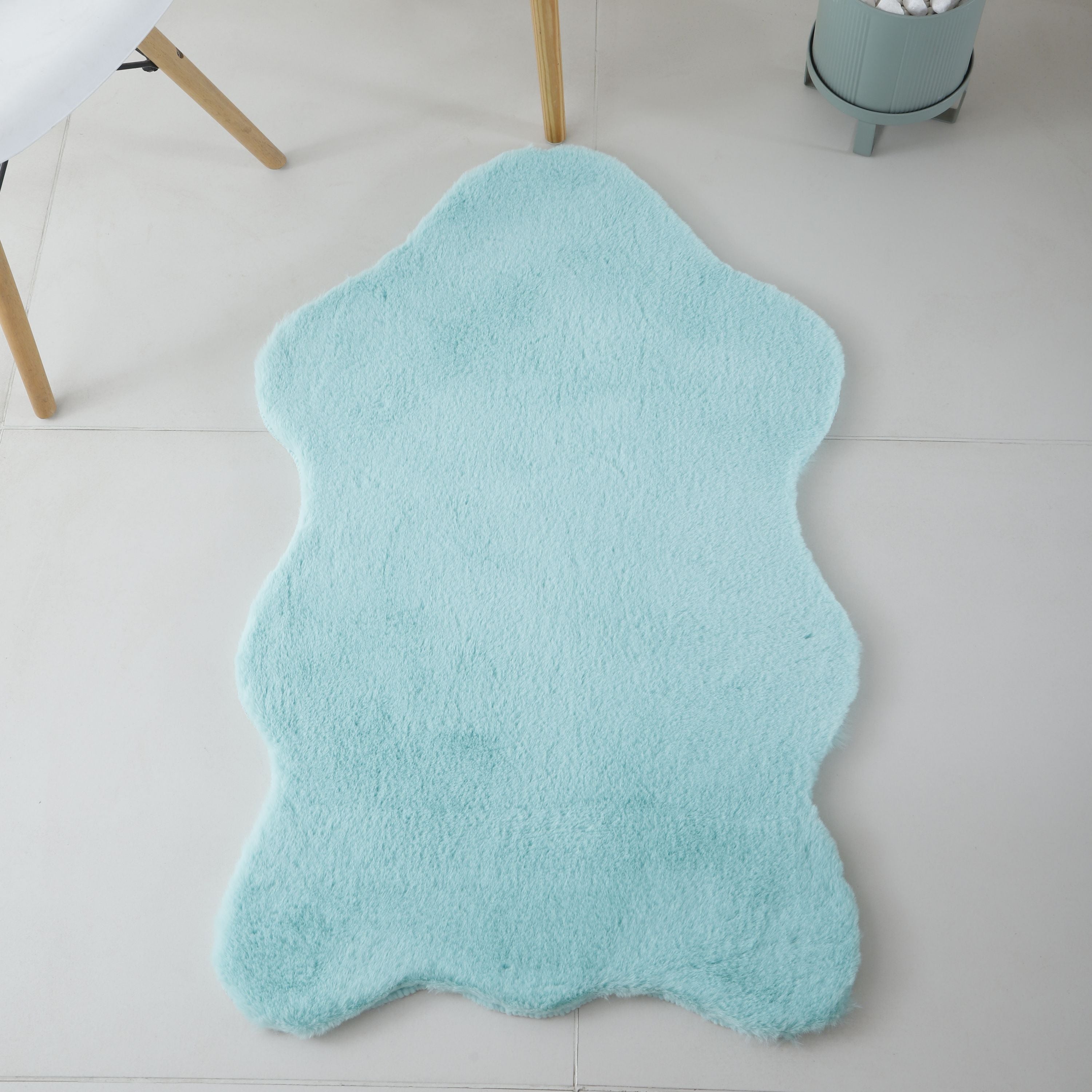 Rug plush plain sheepskin shape faux fur rug bedroom fur look