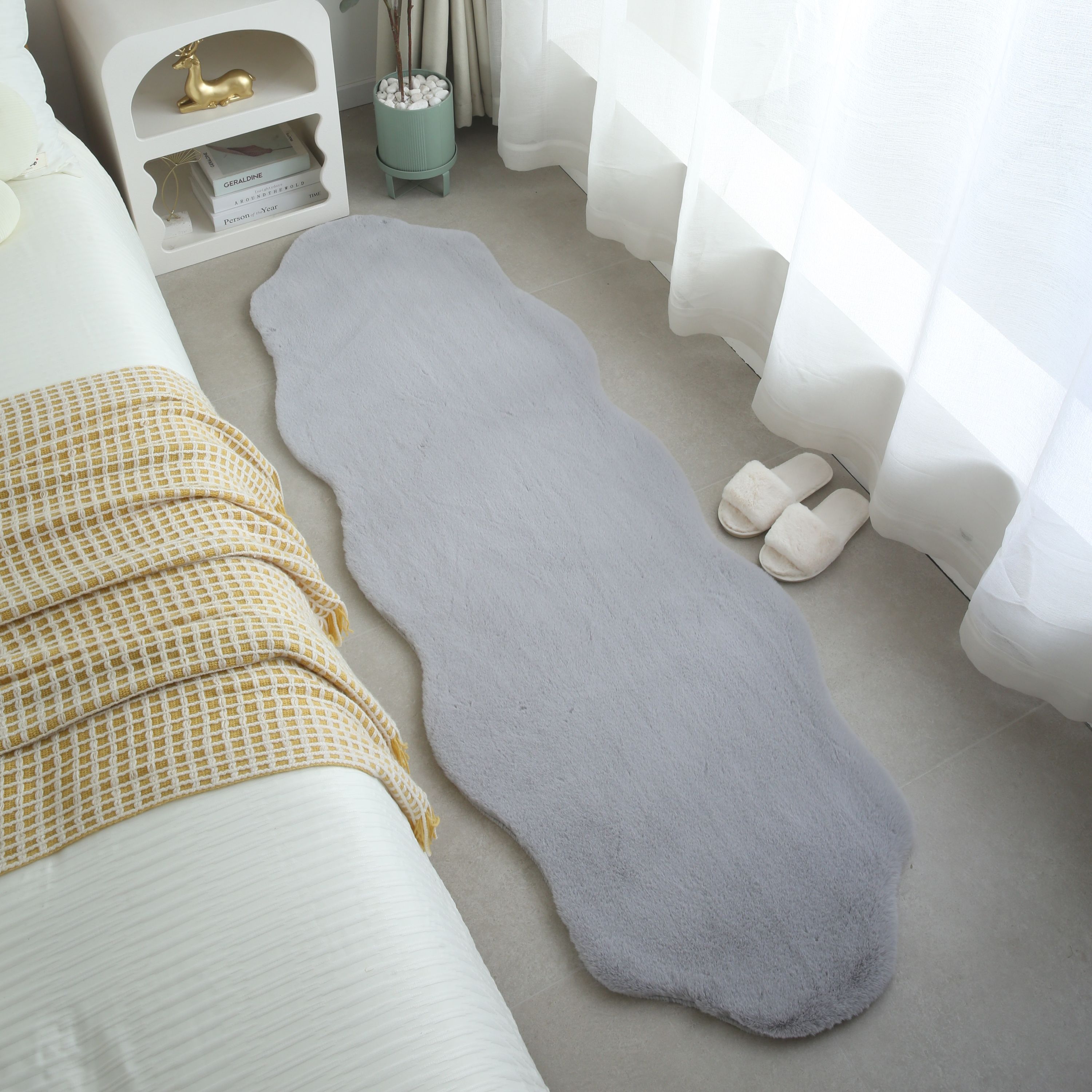 Rug plush plain sheepskin shape faux fur rug bedroom fur look