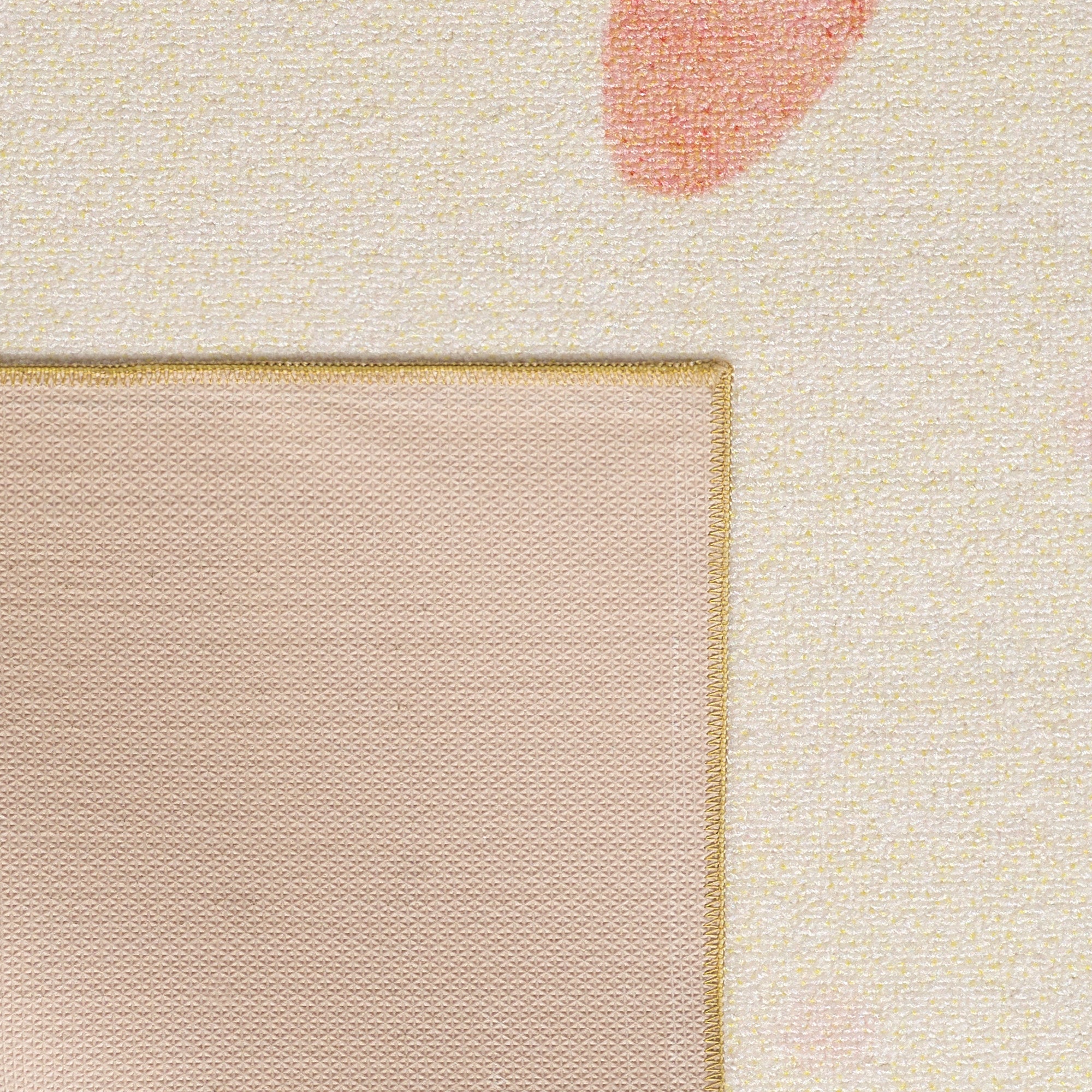 Cream-colored children's rug for girls and boys, fluffy, washable, soft